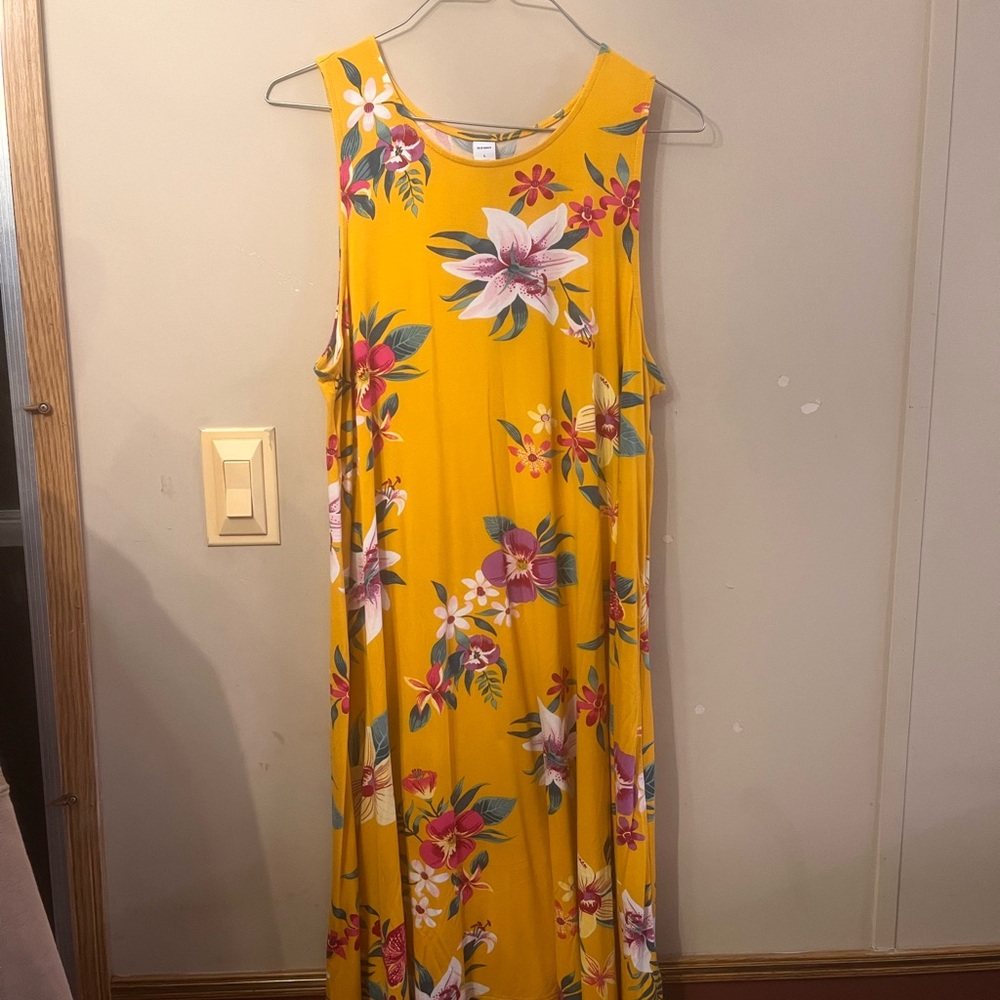 Old Navy Yellow Floral Dress